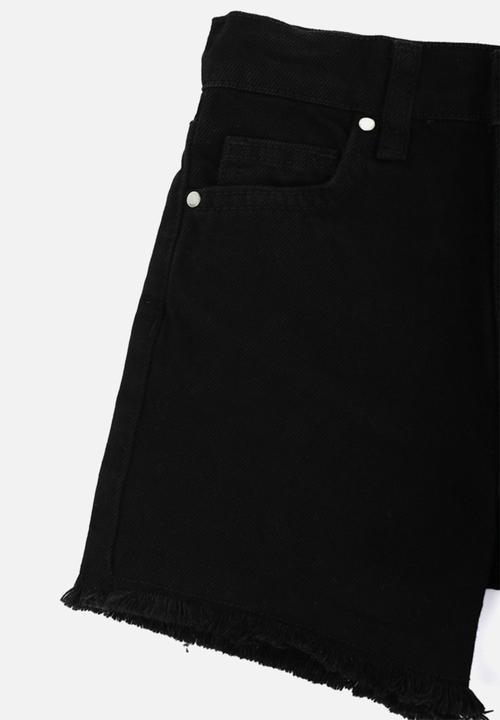 Trendyol - Bermuda short - black