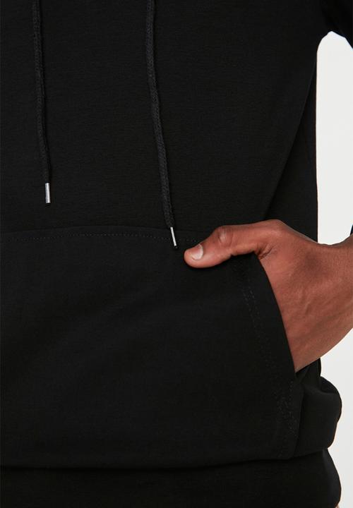 Trendyol - Jess hooded tee - black