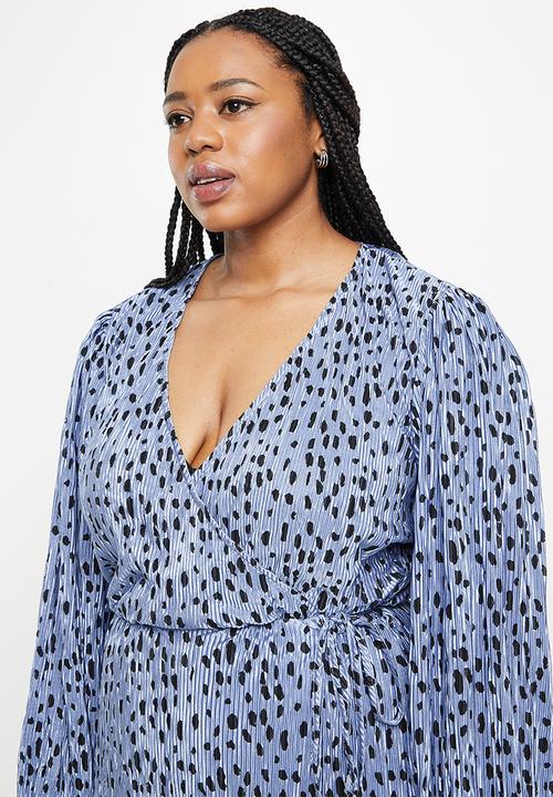 Glamorous - Plus ladies dress - blue black plisse spot