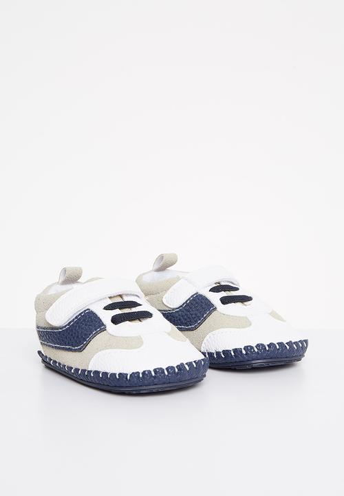Pop Candy - Baby boys soft sneaker - white & navy