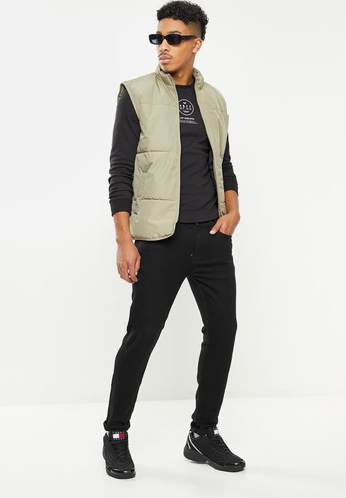 S.P.C.C - Lamont long sleeve scooped hem - black