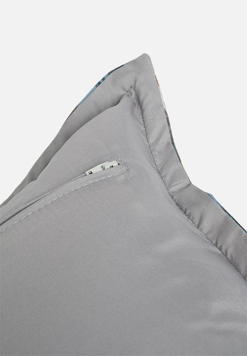 Grey Gardens - Orchid cushion cover - multi