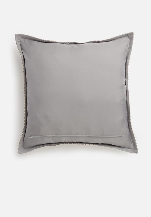 Grey Gardens - Hounds tooth cushion cover - natural