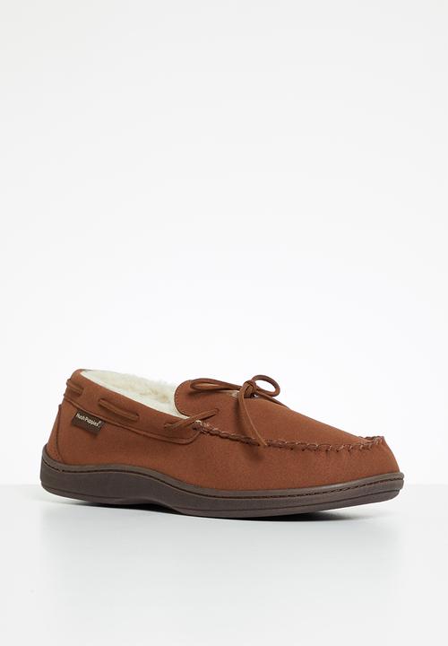 Hush Puppies - Ben mock suede slipper - brown