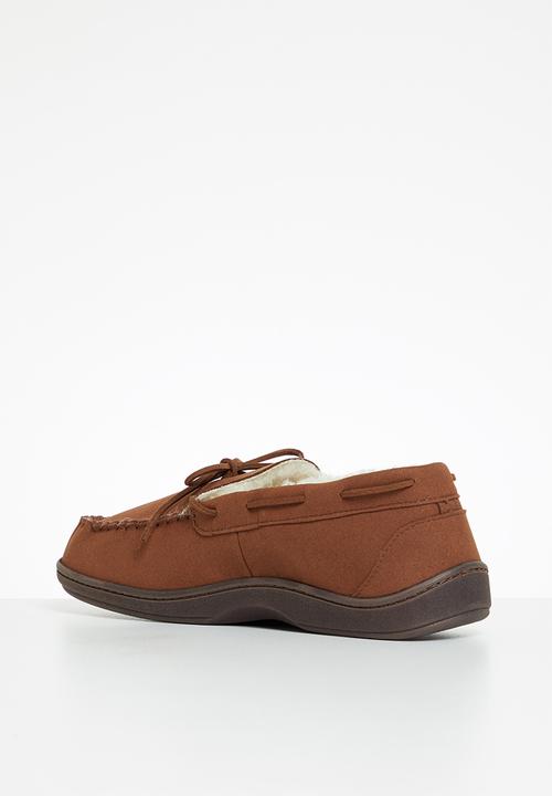 Hush Puppies - Ben mock suede slipper - brown