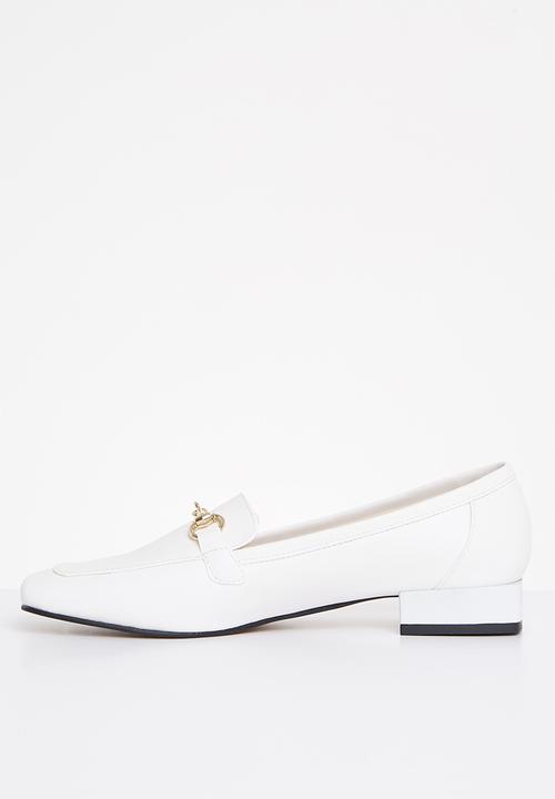 Trendyol - Snaffle trim loafer - white