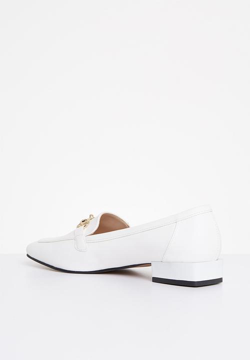 Trendyol - Snaffle trim loafer - white