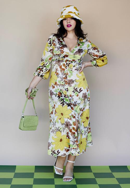 Me&B - Plus ruched front empire bellow sleeve dress - multi
