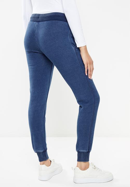 Superdry. - Vintage logo emb jogger noc - mid indigo