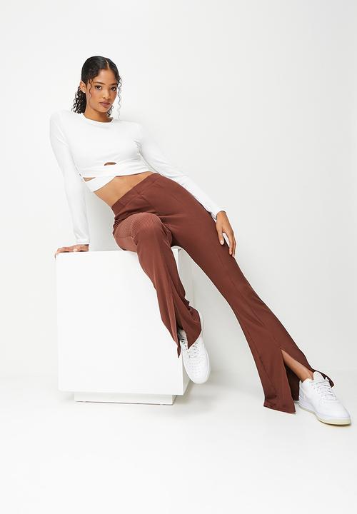 Blake - Cutout details top - milk