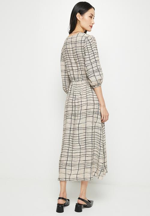 edit - Bracelet sleeve mock wrap midi - neutral & black