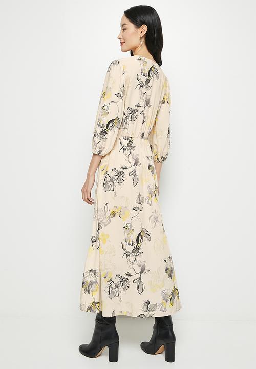 edit - Bracelet sleeve mock wrap midi - cream 