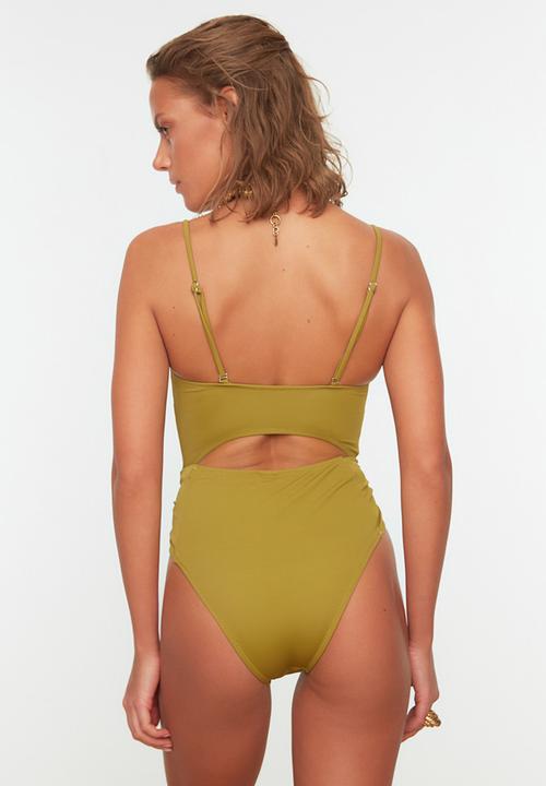 Trendyol - Cut out detailed swimsuit - green