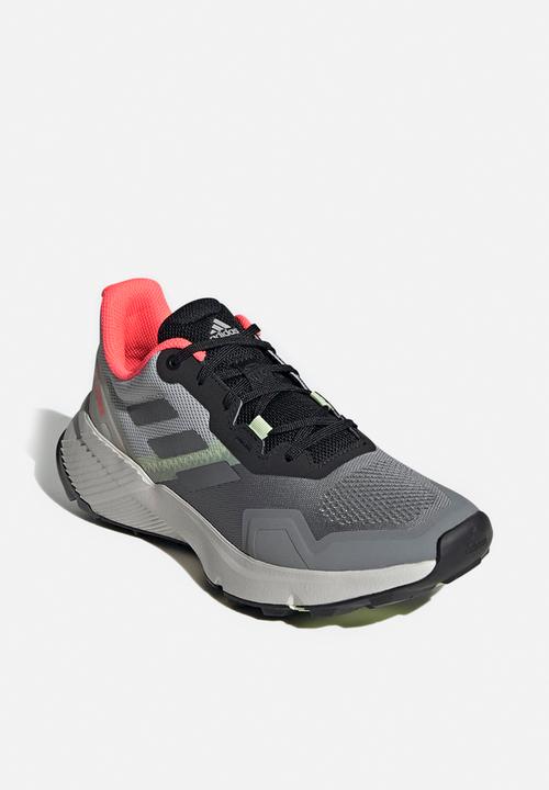 adidas Originals - Terrex soulstride w - grey three/grey four/turbo