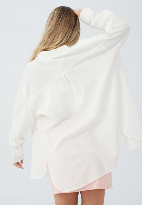 Cotton On - Sunny oversized long sleeve shirt - eggshell