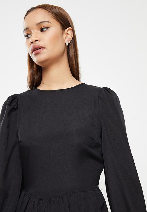 Missguided - Cross back long sleeve jumpsuit - black