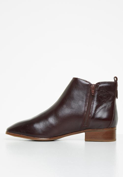ALDO - Kaelleflex leather boot - dark brown