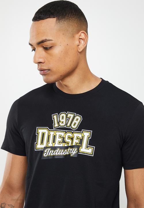 Diesel  - T-diegos-k26 T-shirt - black