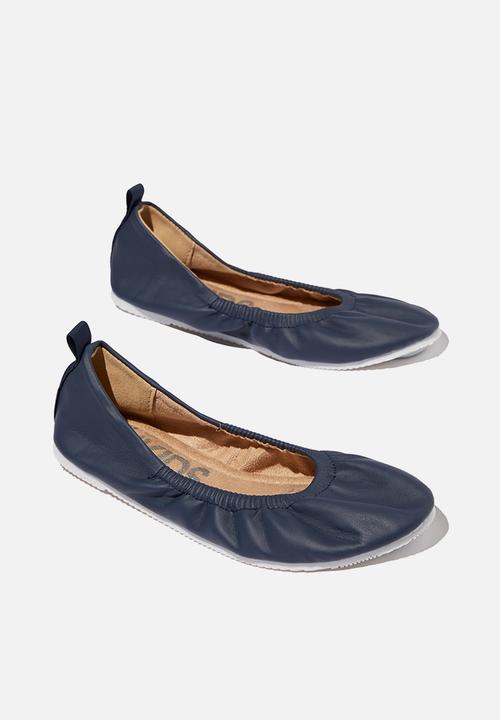 Cotton On - Classic ballet flat - navy blazer