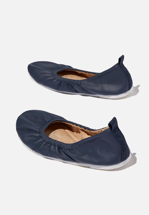 Cotton On - Classic ballet flat - navy blazer