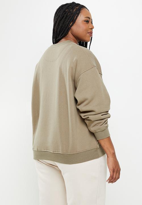 Cotton On - Curve classic crew sweatshirt- rich taupe