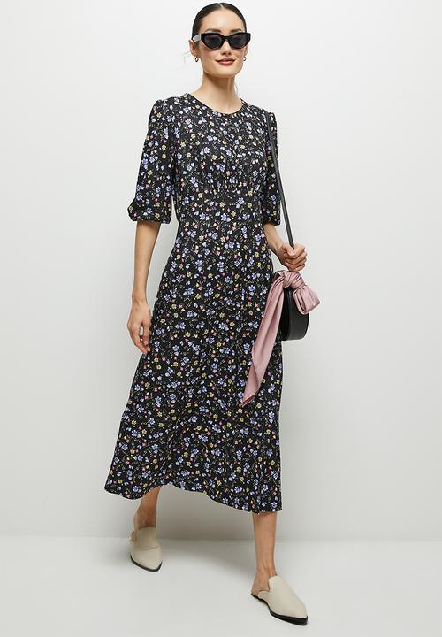edit - Balloon sleeve curved waist midi dress - black micro flowers