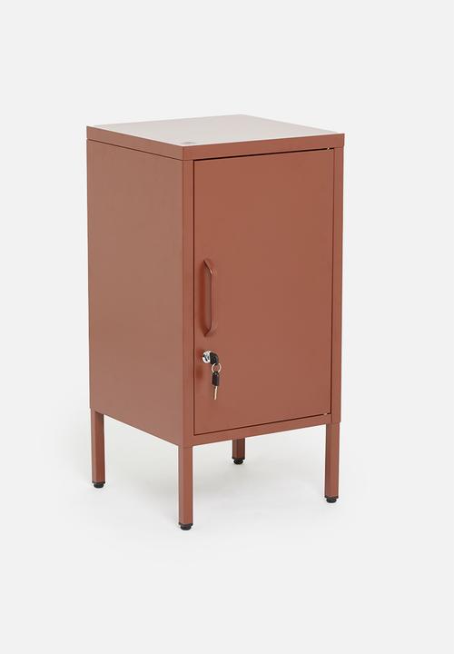Popstrukt - Sugar cube side table - oxide red