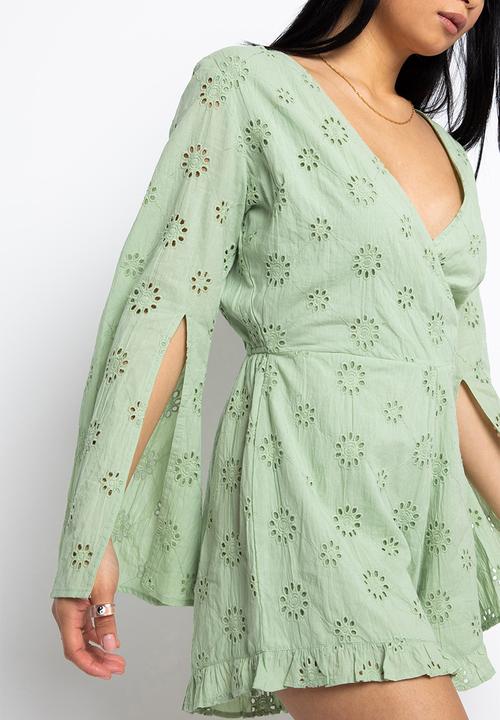 Daisy Street - Flute sleeve playsuit - pale green