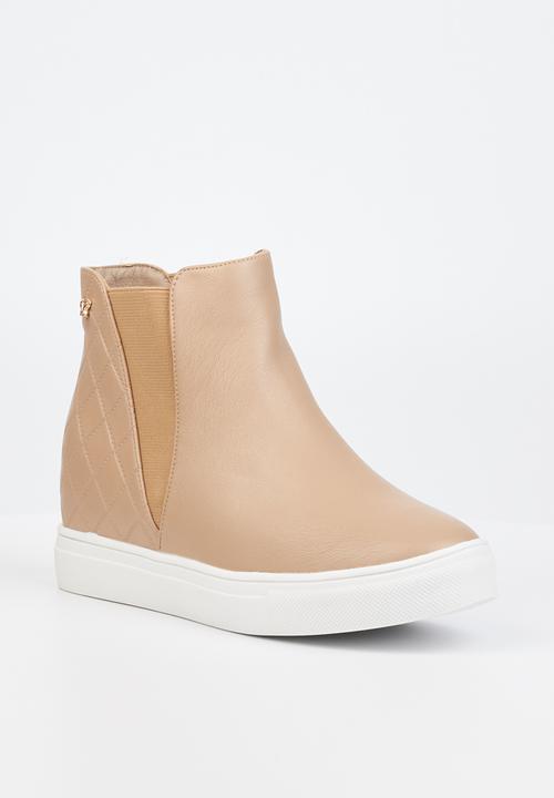 Butterfly Feet - Donna 2 wedge sneaker - neutral