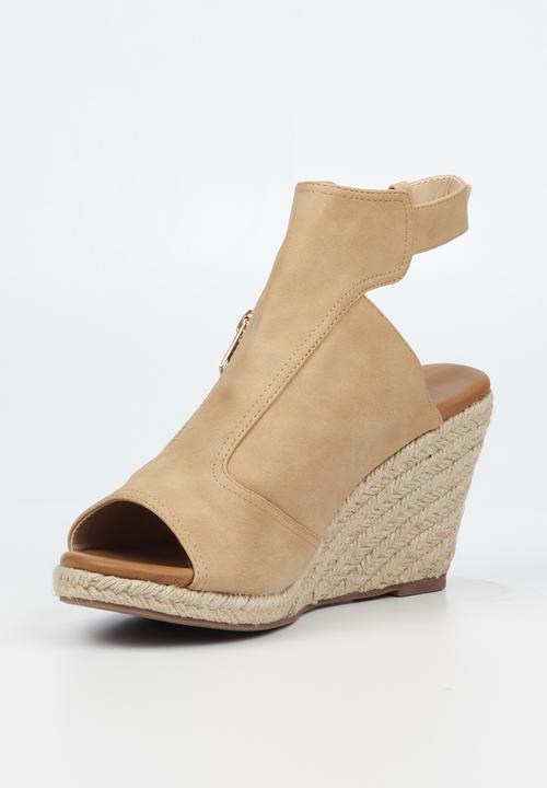 Butterfly Feet - Drayco 4 espadrille wedge heel - camel