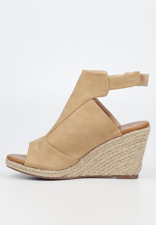 Butterfly Feet - Drayco 4 espadrille wedge heel - camel