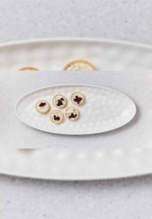 Maxwell & Williams - Gravity oval platter – white