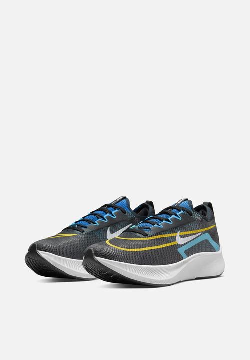 Nike - Nike Zoom Fly 4