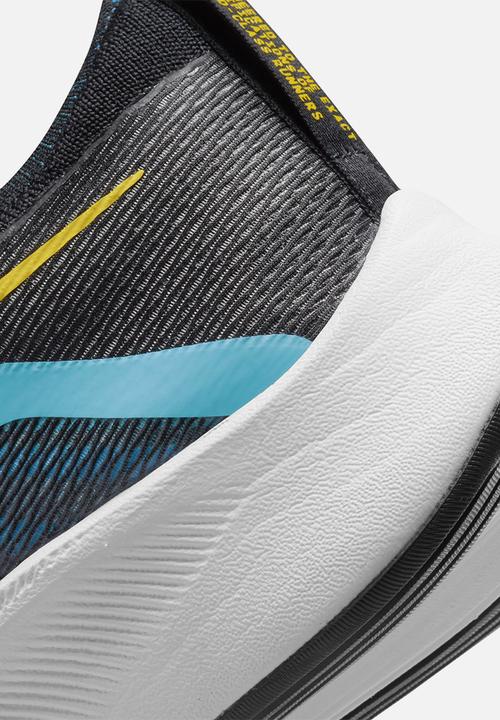 Nike - Nike Zoom Fly 4