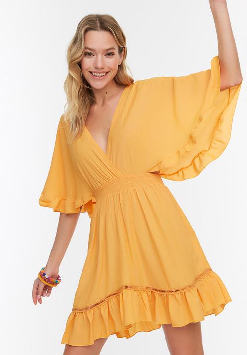 Trendyol - Ruffle beach dress - yellow