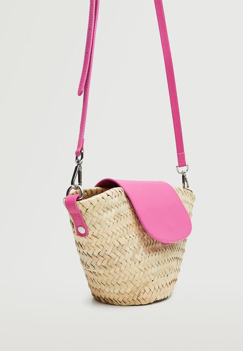 MANGO - Leather flap raffia bag - fushia