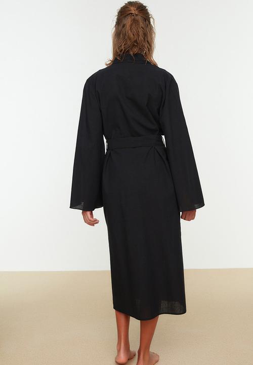 Trendyol - Embroidery detailed kimono kaftan - black