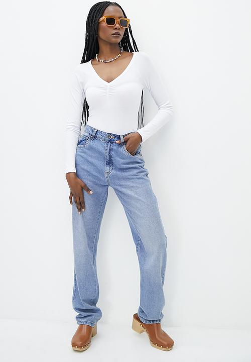 Superbalist - V-neck ruched bodysuit - white