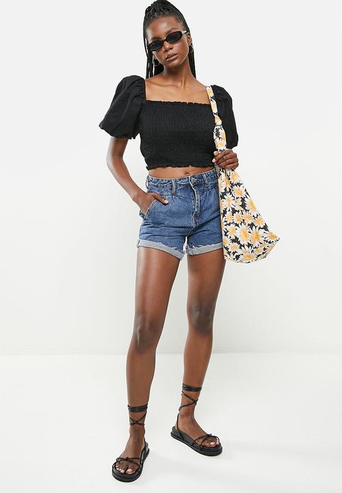 Glamorous - Mid wash denim shorts with turnup hem