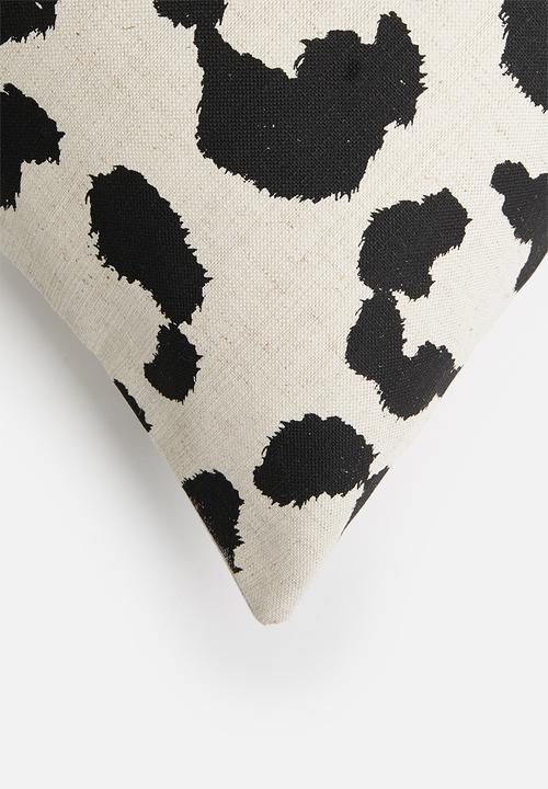 Sixth Floor - Huntress linen cushion cover - white & black