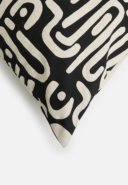 Sixth Floor - Lana linen cushion cover - white & black