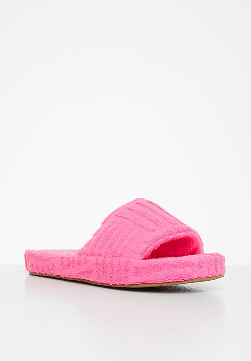 Public Desire - Juicy terry towelling slider - pink