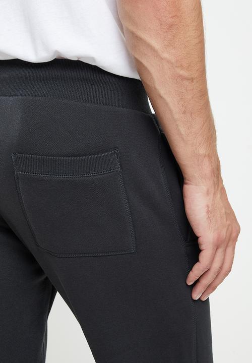 Superdry. - Vintage logo jogger - vintage wash black