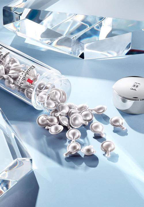 Elizabeth Arden - Visible Brightening Spot Correcting Night Capsules