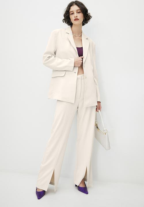 VELVET - Longline blazer with shoulderpad - neutral