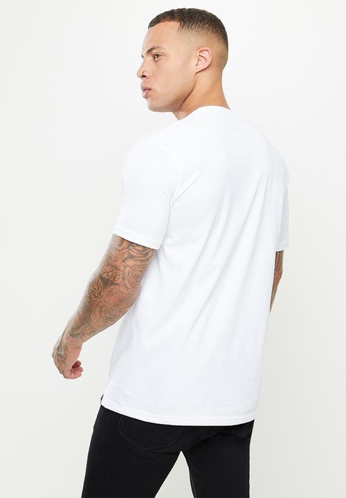 DC - Champ tee - white