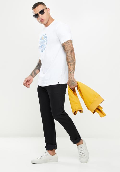DC - Champ tee - white