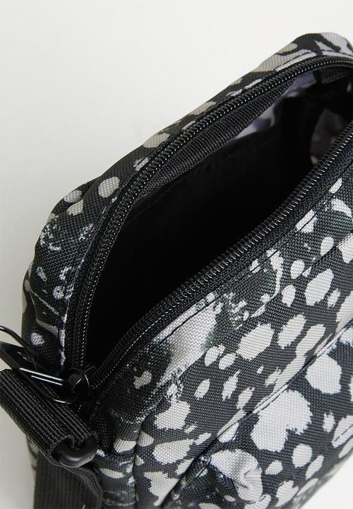 Reebok - Shoulder bag - black