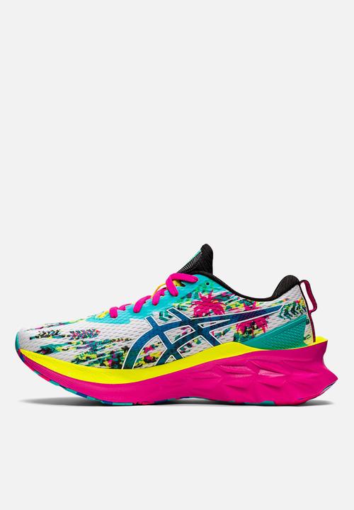 ASICS - Novablast 2 colour injection - white/electric blue