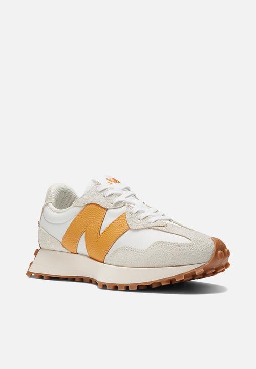 New Balance  - Radically classic - sea salt (108)